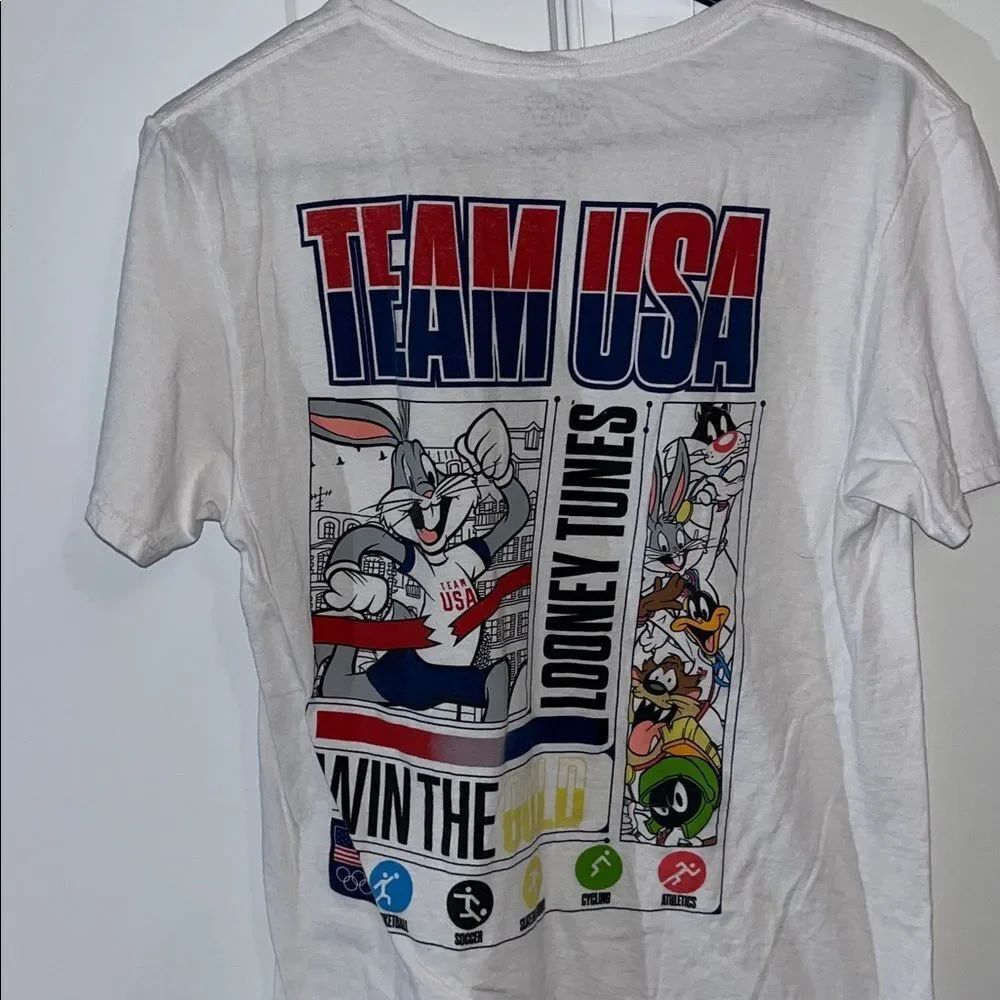 Looney Tunes Win The Gold Olympics White Freeze Print t shirt M/S Spots Marka